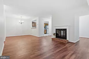 7805 Willow Point Dr, Falls Church, VA 22042 - Photo 7
