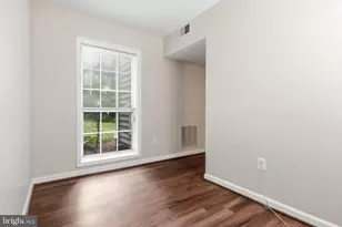 7805 Willow Point Dr, Falls Church, VA 22042 - Photo 21