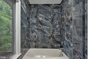 8023 Washington Ave, Alexandria, VA 22308 - Photo 35