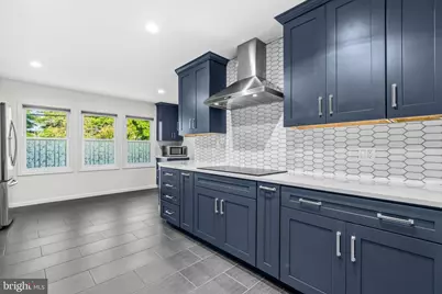 2410 Parkers Lane, Alexandria, VA 22306 - Photo 7