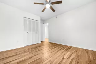 2410 Parkers Ln, Alexandria, VA 22306 - Photo 17