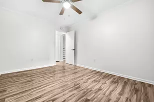2410 Parkers Ln, Alexandria, VA 22306 - Photo 23