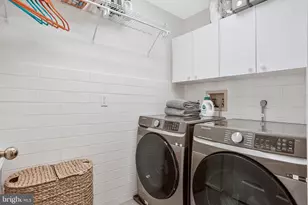 11540 Hemingway Dr, Reston, VA 20194 - Photo 25