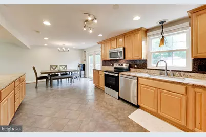 5932 Peregrine Drive, Burke, VA 22015 - Photo 5