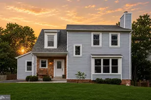 4316 Silas Hutchinson Dr, Chantilly, VA 20151 - Photo 1