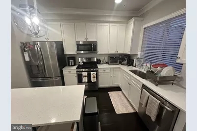 14566 Lake Vista Drive, Chantilly, VA 20151 - Photo 13