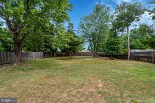 3613 Dannys Ln, Alexandria, VA 22311 - Photo 5