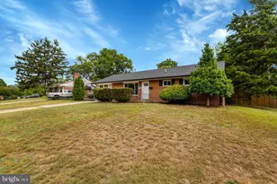 3613 Dannys Ln, Alexandria, VA 22311 - Photo 3