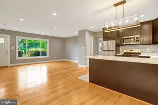 3613 Dannys Ln, Alexandria, VA 22311 - Photo 9