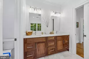 7926 Bolling Dr, Alexandria, VA 22308 - Photo 53