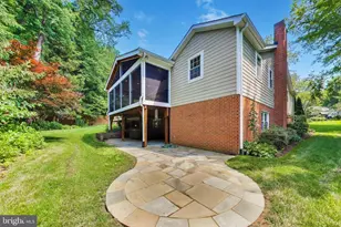 3300 Clearwood Ct, Falls Church, VA 22042 - Photo 47