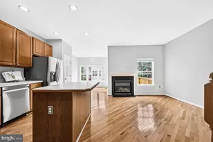 2461 Rolling Plains Dr, Herndon, VA 20171 - Photo 11