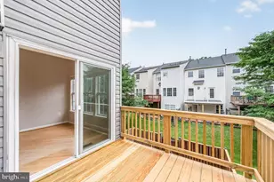 2461 Rolling Plains Dr, Herndon, VA 20171 - Photo 15