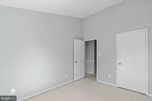 6749 Cardinal Woods Ct, Lorton, VA 22079 - Photo 19