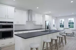 13899 Aviation Pl, Herndon, VA 20171 - Photo 3