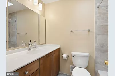 7218 Hadlow Drive, Springfield, VA 22152 - Photo 23