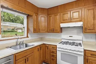 7218 Hadlow Dr, Springfield, VA 22152 - Photo 15
