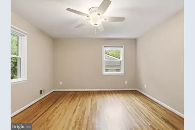7218 Hadlow Drive, Springfield, VA 22152 - Photo 17