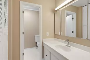 7218 Hadlow Dr, Springfield, VA 22152 - Photo 19