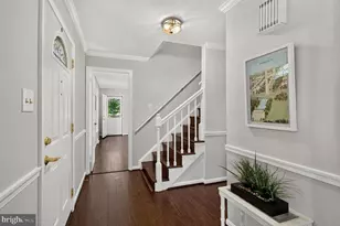 11305 Hunt Farm Ln, Oakton, VA 22124 - Photo 17
