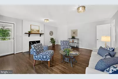 11305 Hunt Farm Lane, Oakton, VA 22124 - Photo 37