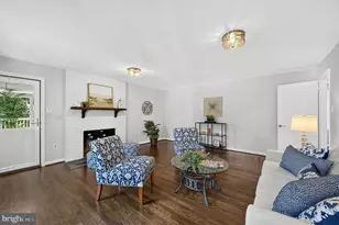 11305 Hunt Farm Ln, Oakton, VA 22124 - Photo 37