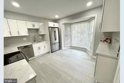6633 McLean Court, McLean, VA 22101 - Photo 9