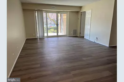 8350 Greensboro Drive #103, McLean, VA 22102 - Photo 3