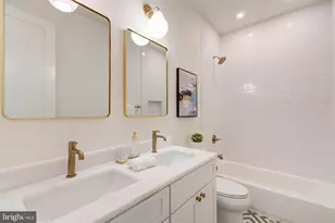 7102 Alger Rd, Falls Church, VA 22042 - Photo 23