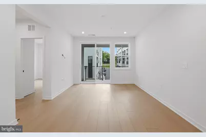 4759 Sully Point Lane #405, Chantilly, VA 20151 - Photo 11