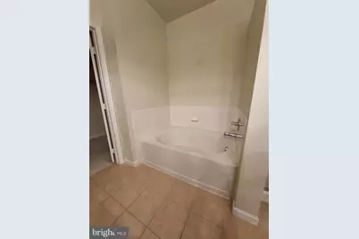 12957 Centre Park Circle #404, Herndon, VA 20171 - Photo 11