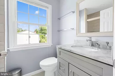 300 Holly Court, Herndon, VA 20170 - Photo 17