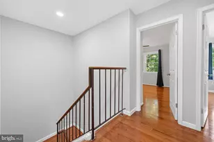 300 Holly Ct, Herndon, VA 20170 - Photo 19