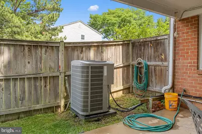 300 Holly Court, Herndon, VA 20170 - Photo 35