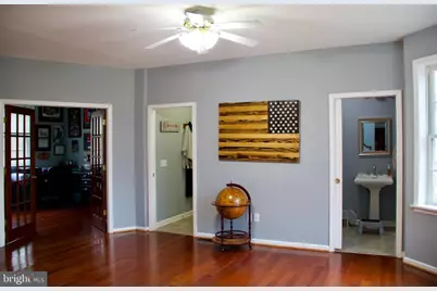 11601 Warren Lane, Fairfax, VA 22030 - Photo 9