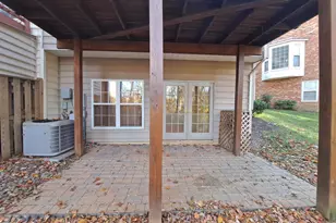 7738 Heritage Woods Way, Annandale, VA 22003 - Photo 15