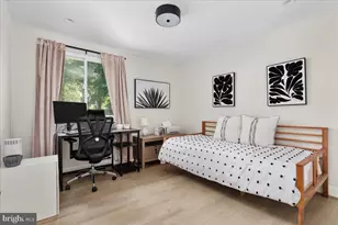 13024 Farthingale Dr, Herndon, VA 20171 - Photo 15