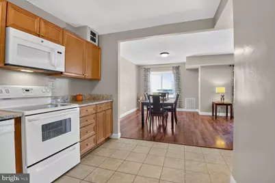 8350 Greensboro Drive #1009, McLean, VA 22102 - Photo 11