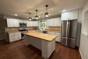 7412 Axton St, Springfield, VA 22151 - Photo 5