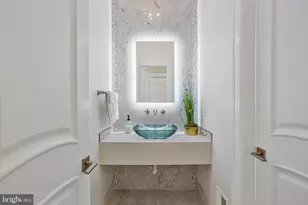 6700 Lupine Ln, McLean, VA 22101 - Photo 33