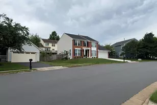 1453 Powells Tavern Pl, Herndon, VA 20170 - Photo 1