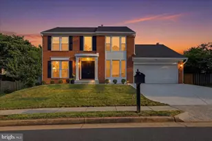 1453 Powells Tavern Pl, Herndon, VA 20170 - Photo 1