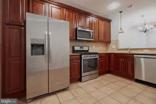 12430 Liberty Bridge Rd, Fairfax, VA 22033 - Photo 7