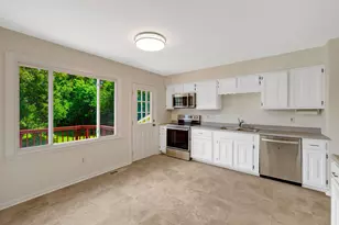 3213 Allness Ln, Herndon, VA 20171 - Photo 7