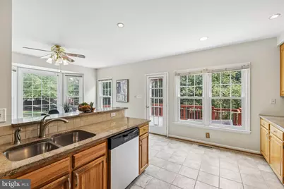 7001 Fieldhurst Court, Alexandria, VA 22315 - Photo 11