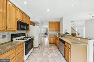 7001 Fieldhurst Ct, Alexandria, VA 22315 - Photo 43
