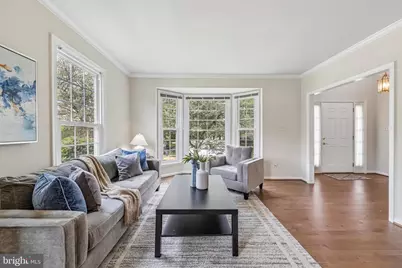 7001 Fieldhurst Court, Alexandria, VA 22315 - Photo 7