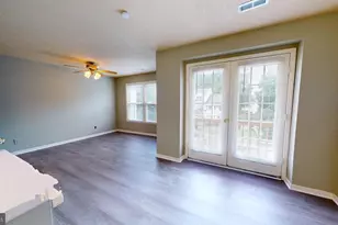 6008 Chestnut Hollow Ct, Centreville, VA 20121 - Photo 17