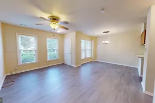 6008 Chestnut Hollow Ct, Centreville, VA 20121 - Photo 9