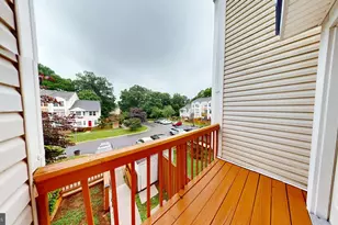 6008 Chestnut Hollow Ct, Centreville, VA 20121 - Photo 23